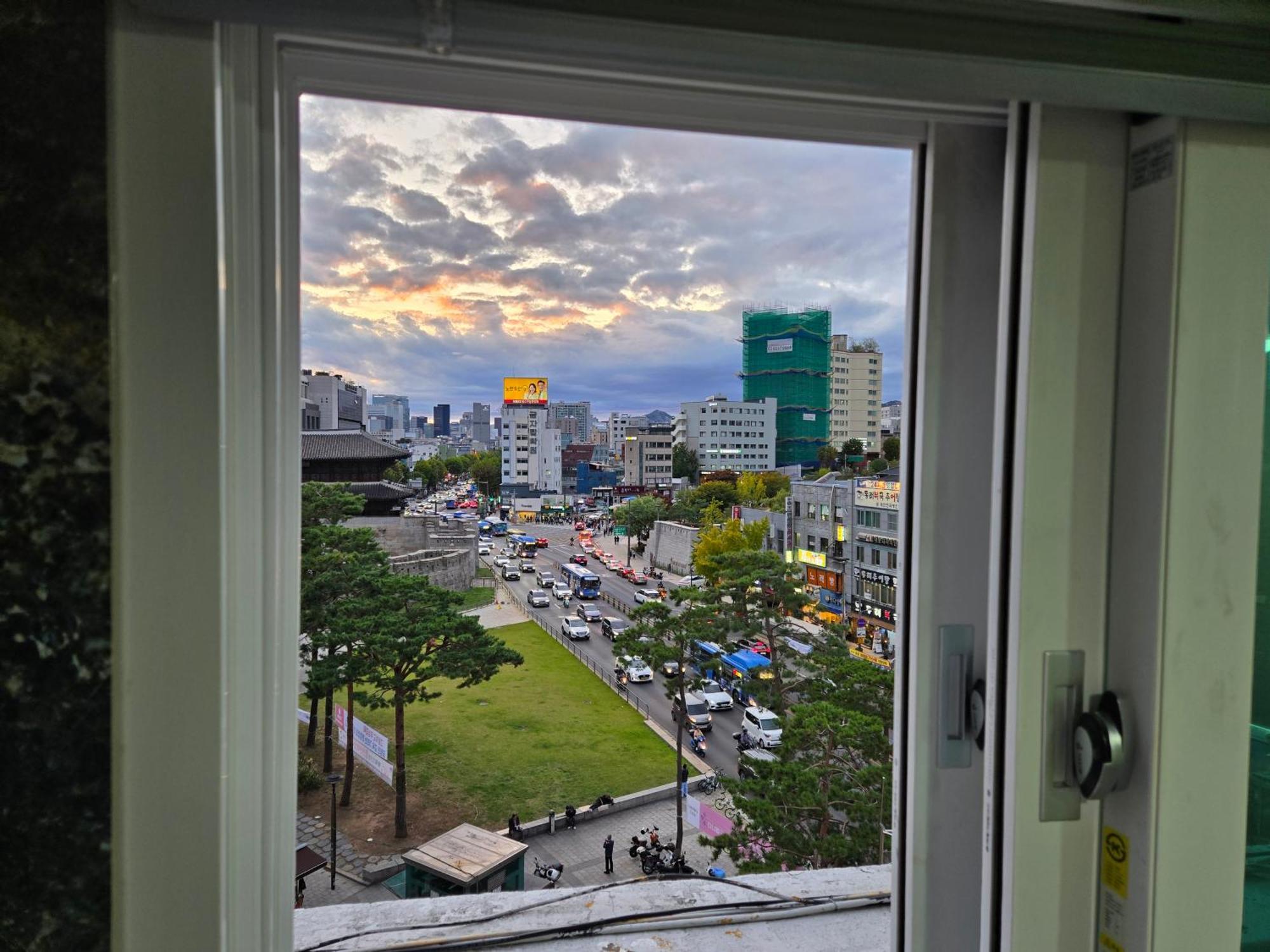 K-Stay Guesthouse Dongdaemun Seúl Exterior foto